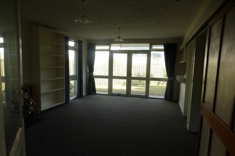 Photo of property in 1/11 Maidstone Road, Ilam, Christchurch, 8041