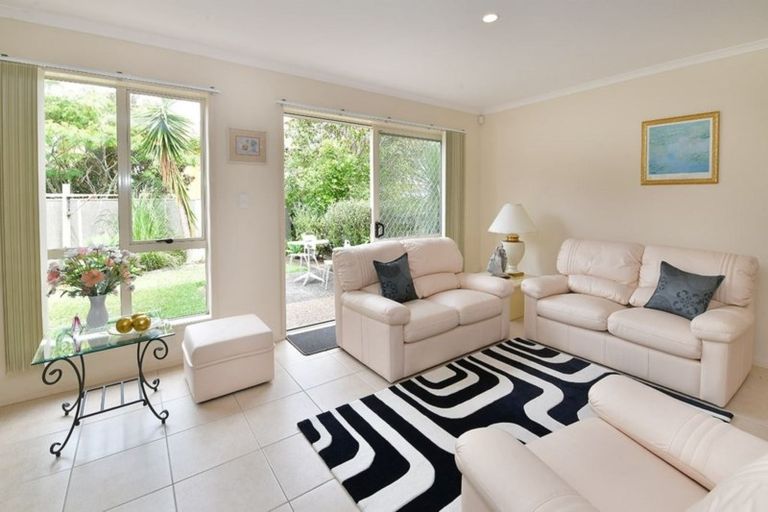 Photo of property in 44 Trimaran Drive, Gulf Harbour, Whangaparaoa, 0930