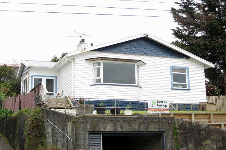 Photo of property in 28a Lorna Street, Lynmouth, New Plymouth, 4310