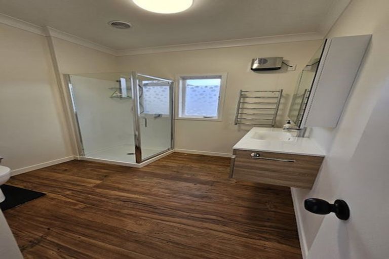 Photo of property in 30 Oxford Street, Fairfield, Hamilton, 3214