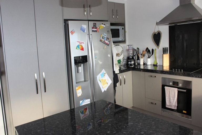 Photo of property in 4 Lakshmi Place, Khandallah, Wellington, 6035