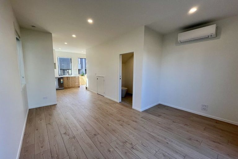 Photo of property in 3/21 Makomako Drive, Orewa, 0931