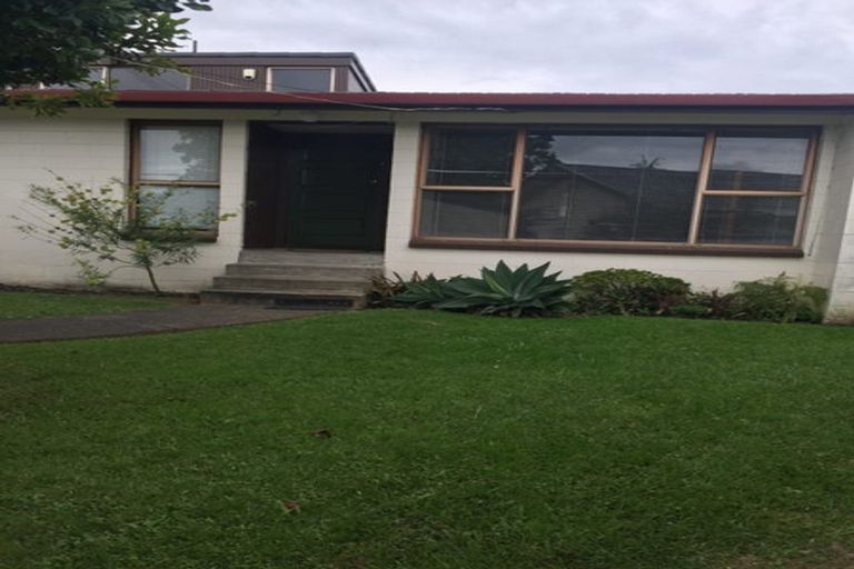 Photo of property in 2/156 Hutchinson Avenue, New Lynn, Auckland, 0600