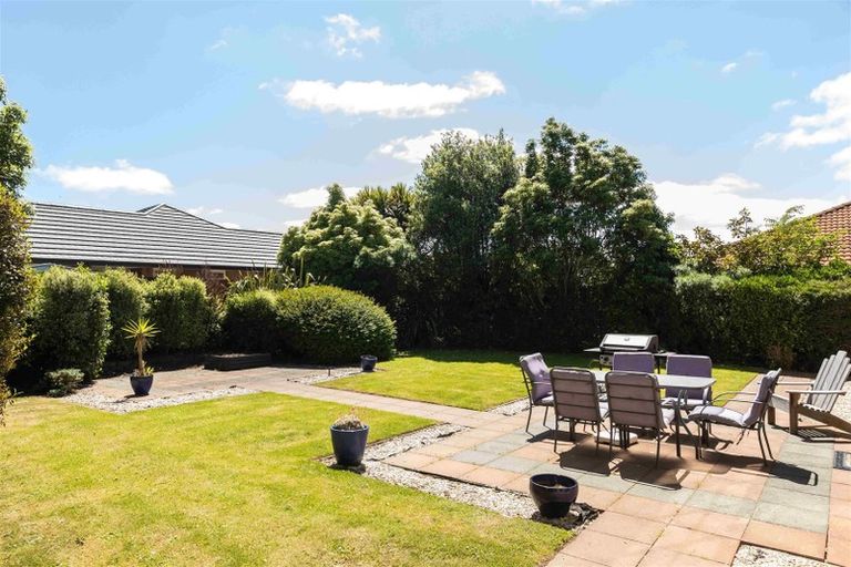 Photo of property in 28 Kinsella Crescent, Aidanfield, Christchurch, 8025