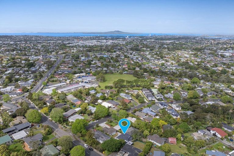 Photo of property in 3a Gladys Avenue, Glenfield, Auckland, 0629