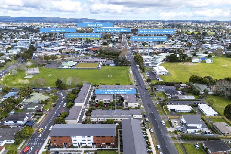 Photo of property in 11/17 Harbour View Road, Te Atatu Peninsula, Auckland, 0610