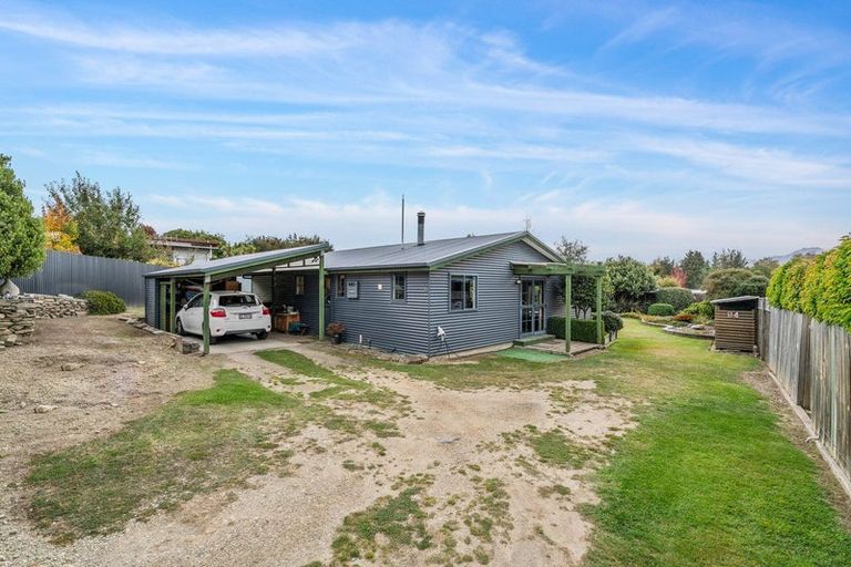 Photo of property in 94 Mount Iron Drive, Wanaka, 9305