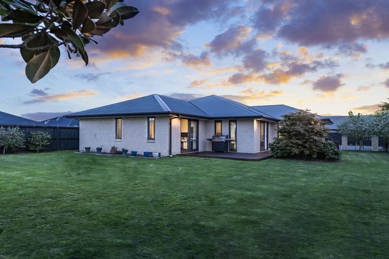 Photo of property in 8 Whitney Court, Rolleston, 7615