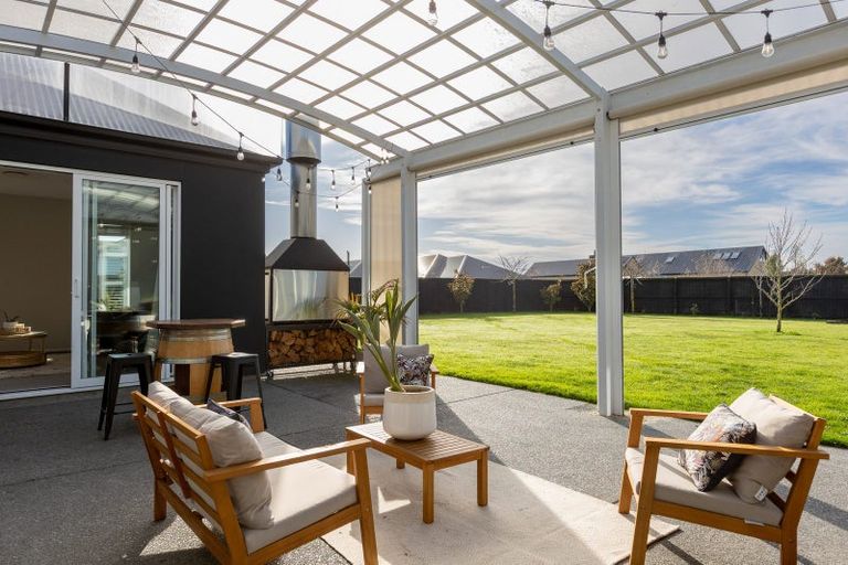 Photo of property in 10 Silver Peaks Drive, West Melton, 7618