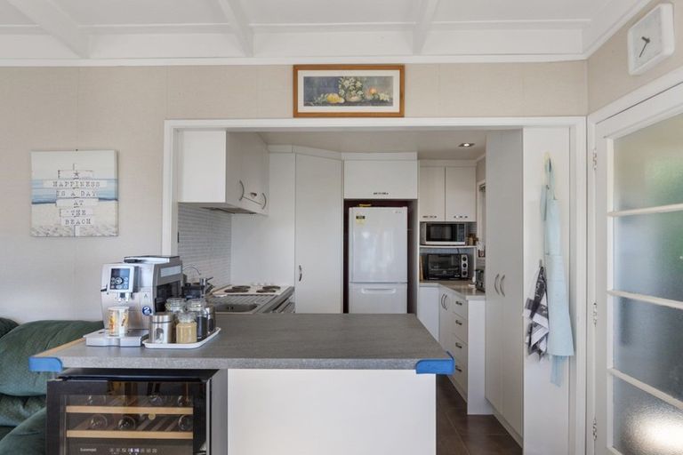 Photo of property in 25 Harbour View Road, Omokoroa, 3114