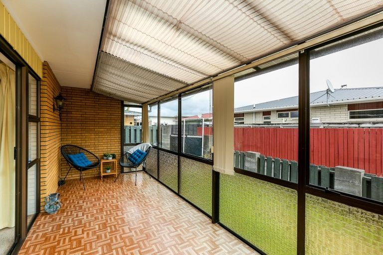 Photo of property in 6 Holsworthy Road, Lower Vogeltown, New Plymouth, 4310