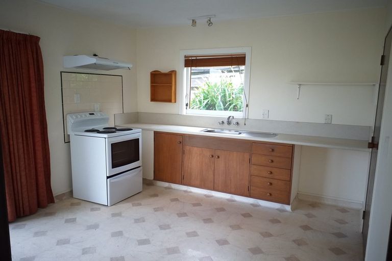 Photo of property in 26-26a Chartwell Drive, Crofton Downs, Wellington, 6035