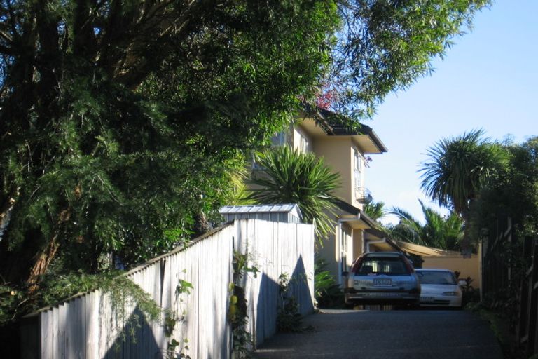 Photo of property in 105a Konini Road, Titirangi, Auckland, 0604