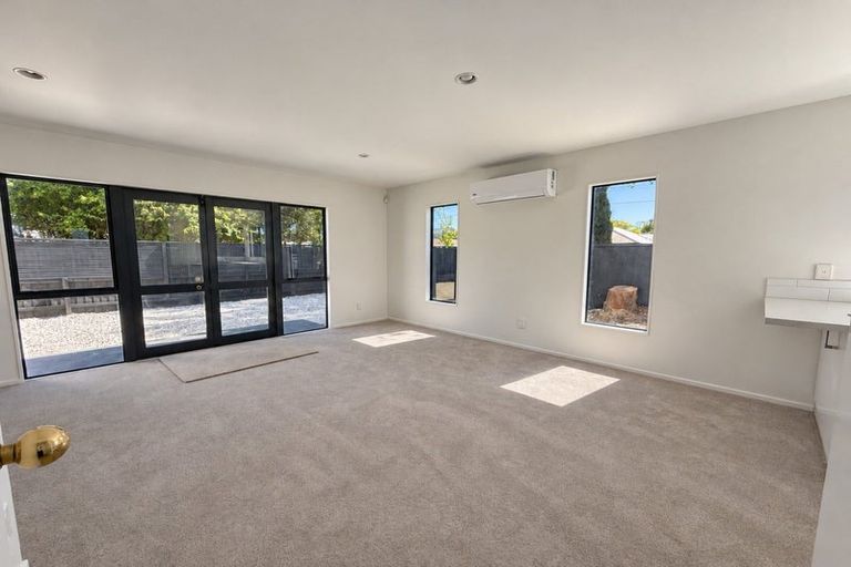 Photo of property in 1/112 Poulson Street, Addington, Christchurch, 8024