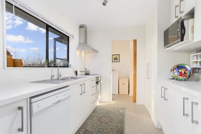 Photo of property in 97b Rosario Crescent, Red Beach, 0932