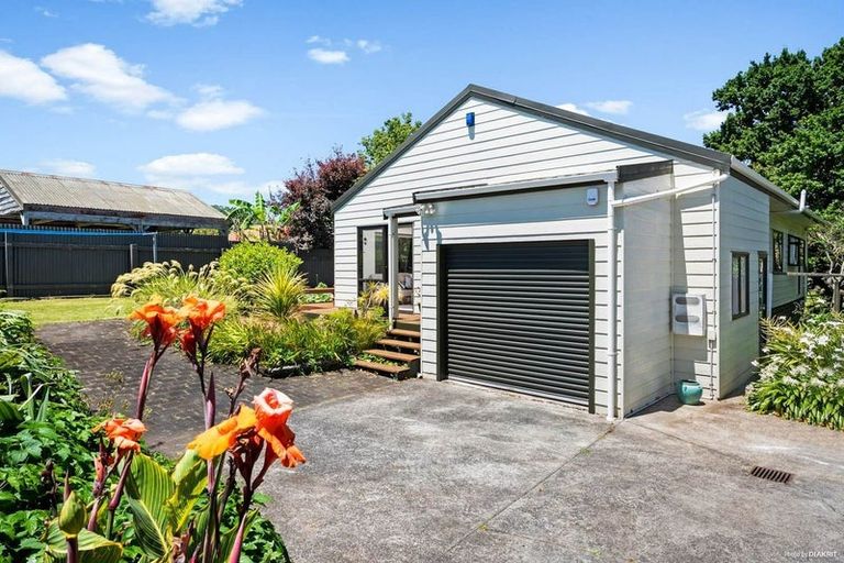 Photo of property in 2/227 Shirley Road, Papatoetoe, Auckland, 2025