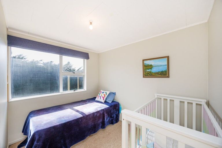 Photo of property in 24 Te Kiri Street, Himatangi Beach, Foxton, 4891