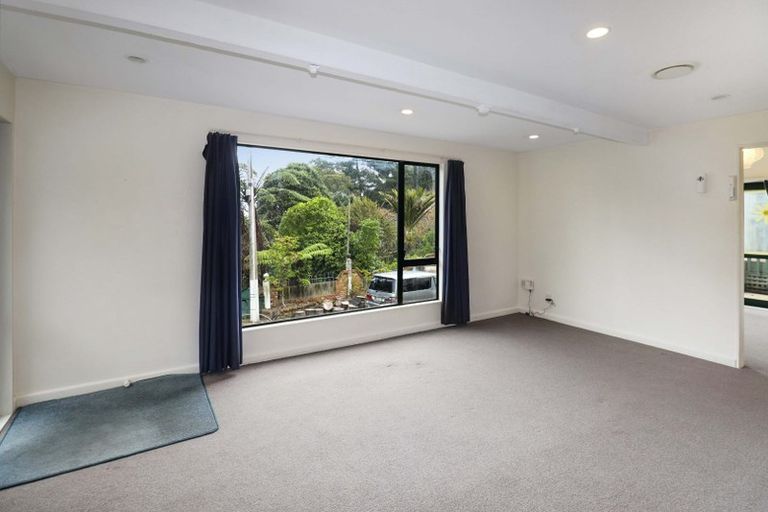 Photo of property in 315 Hebden Crescent, Kelson, Lower Hutt, 5010