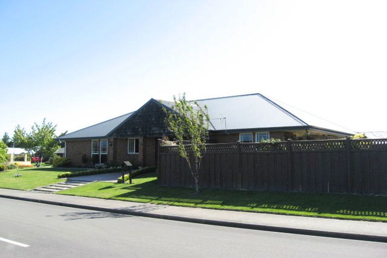 Photo of property in 1 Busby Place, Kaiapoi, 7630