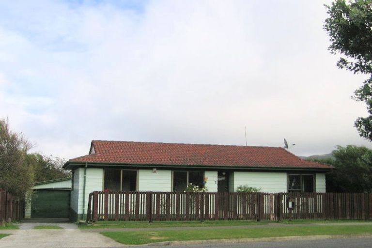 Photo of property in 3 Waipounamu Drive, Kelson, Lower Hutt, 5010