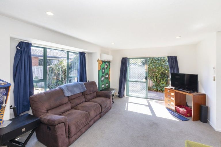 Photo of property in 141 Lincoln Road, Addington, Christchurch, 8024