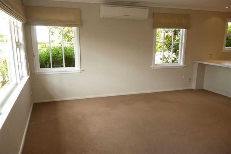 Photo of property in 39 Carruthers Street, Ilam, Christchurch, 8041