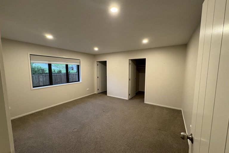 Photo of property in 5 Totarahoe Lane, Whalers Gate, New Plymouth, 4310