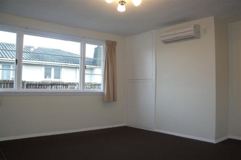 Photo of property in 9 Vagues Road, Northcote, Christchurch, 8052