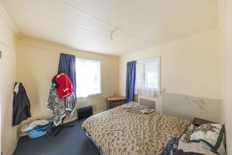 Photo of property in 28 Brightwater Terrace, Terrace End, Palmerston North, 4410