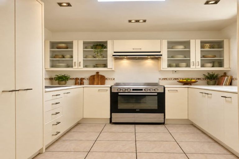 Photo of property in 16 Sumnervale Drive, Sumner, Christchurch, 8081