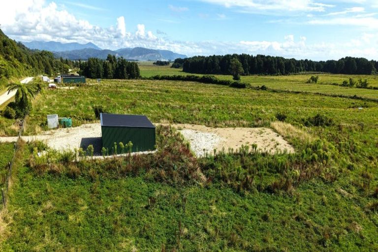 Photo of property in 216 Kongahu Swamp Road, Little Wanganui, Karamea, 7893