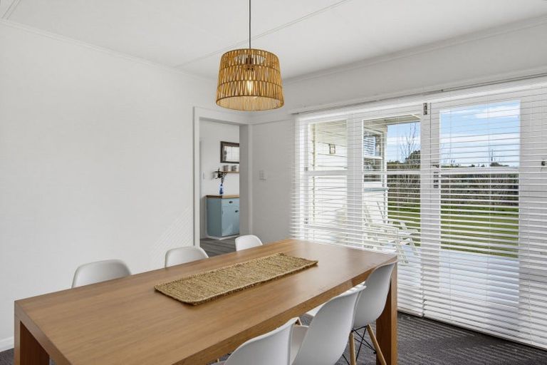 Photo of property in 75 Heights Road, Shannon, Palmerston North, 4474