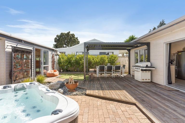 Photo of property in 203a The Square, Whangamata, 3620