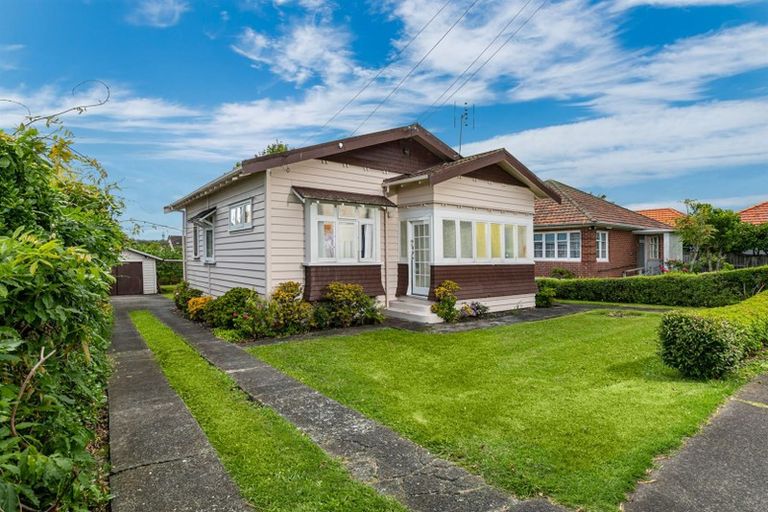Photo of property in 53 Moa Road, Point Chevalier, Auckland, 1022