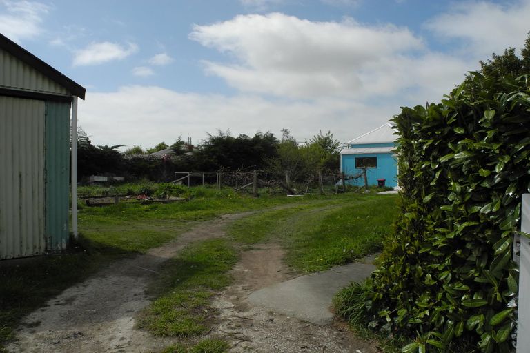 Photo of property in 24 Edward Street, Waimate, 7924