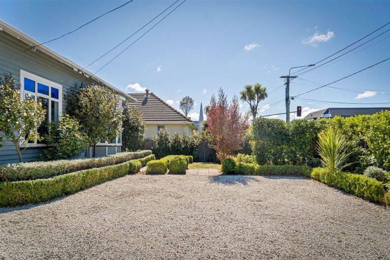 Photo of property in 215 Barrington Street, Somerfield, Christchurch, 8024