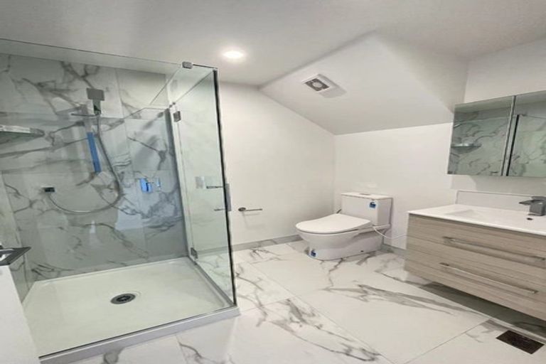 Photo of property in 7/14 Wilsher Crescent, Henderson, Auckland, 0612