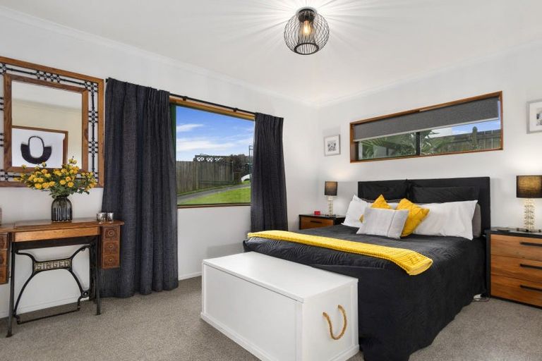 Photo of property in 17 Vanderbilt Place, Welcome Bay, Tauranga, 3112