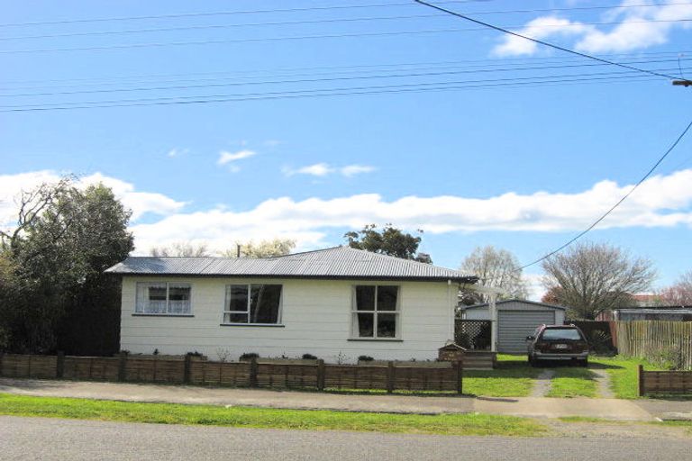 Photo of property in 46 Sydney Street, Takapau, 4203