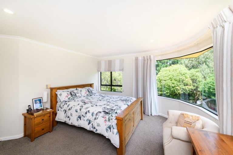 Photo of property in 96 Pacific Drive, Fitzherbert, Palmerston North, 4410