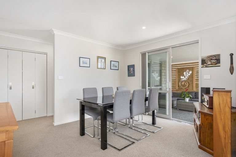 Photo of property in 2 Damien Place, Ohauiti, Tauranga, 3112