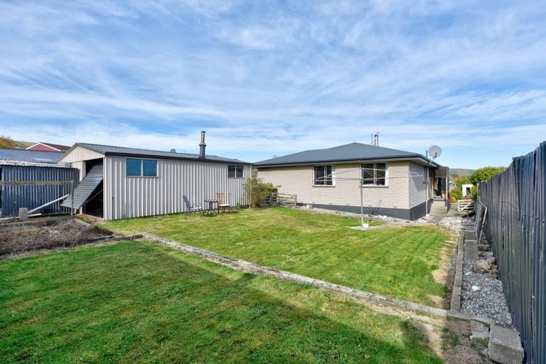 Photo of property in 77 Walker Crescent, East Gore, Gore, 9710