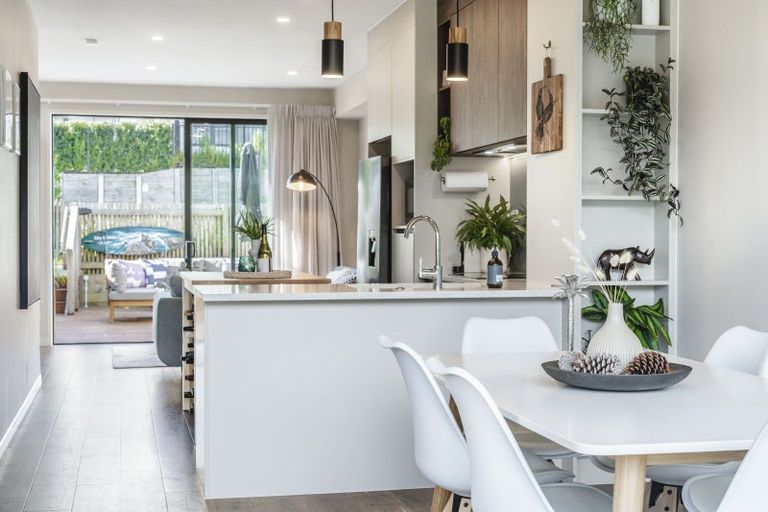 Photo of property in 83 Tarapuka Road, Westgate, Auckland, 0814
