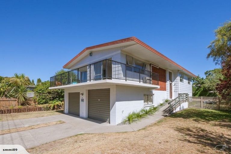 Photo of property in 39 Matuku Street, Two Mile Bay, Taupo, 3330