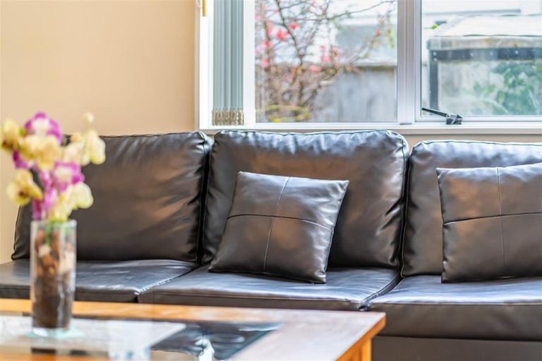 Photo of property in 2/35 Tahi Street, Miramar, Wellington, 6022