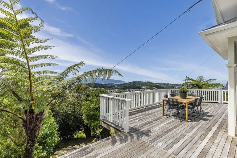 Photo of property in 5a Fortunatus Street, Brooklyn, Wellington, 6021