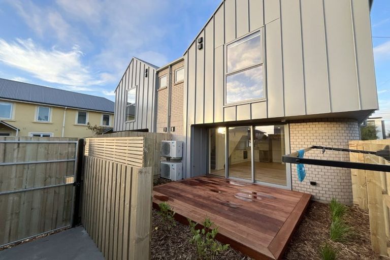 Photo of property in 2/45 Champion Street, Edgeware, Christchurch, 8013