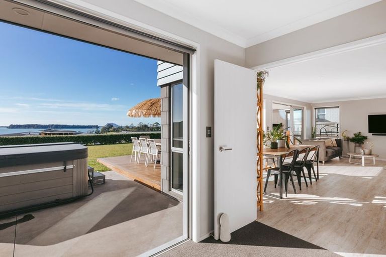 Photo of property in 5 Wairere Rise, Omokoroa, 3114