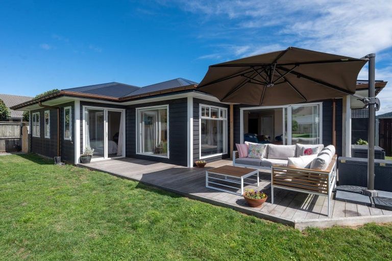 Photo of property in 61 Montgomery Crescent, Kinloch, Taupo, 3377