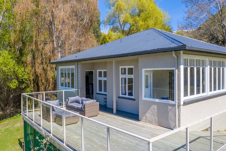 Photo of property in 5689 Ettrick-raes Junction Road, Millers Flat, Roxburgh, 9572